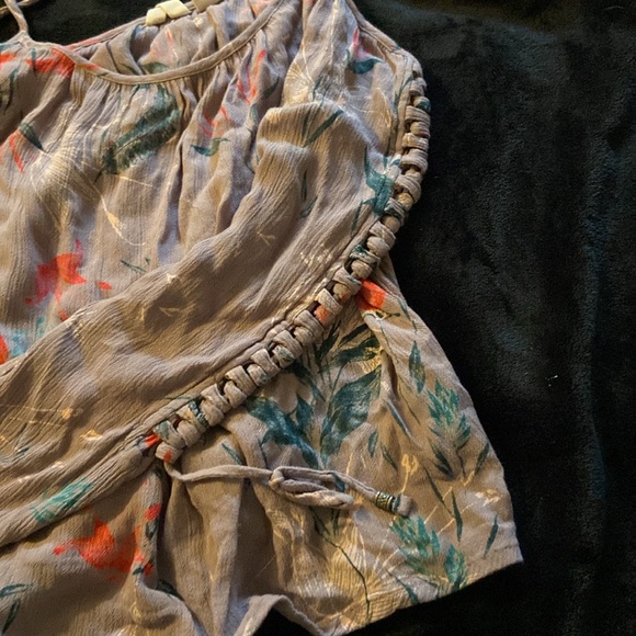 Floral off the shoulder top - Picture 2 of 2